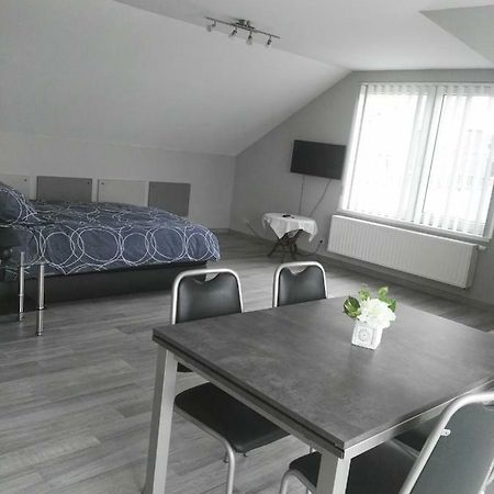 Guesthouse Sisa Veurne Buitenkant foto